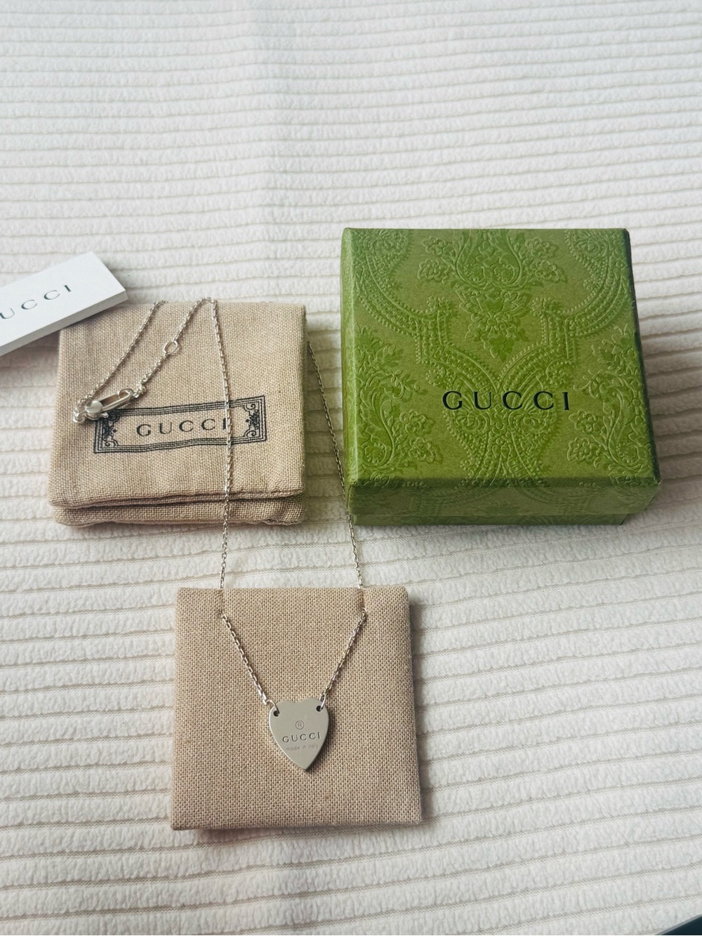 Gucci StSilver Heart Pendant Necklace - Women's Jewelry - Picture 6 of 8